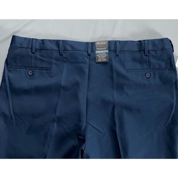 Jos A Bank Traveler Traditional Fit Pleated Easy Care Dress Pants. Navy, 44X32. - Picture 7 of 7